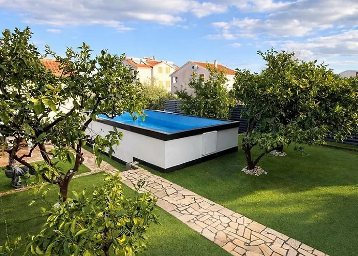 Adriatic Treasure * تروغير